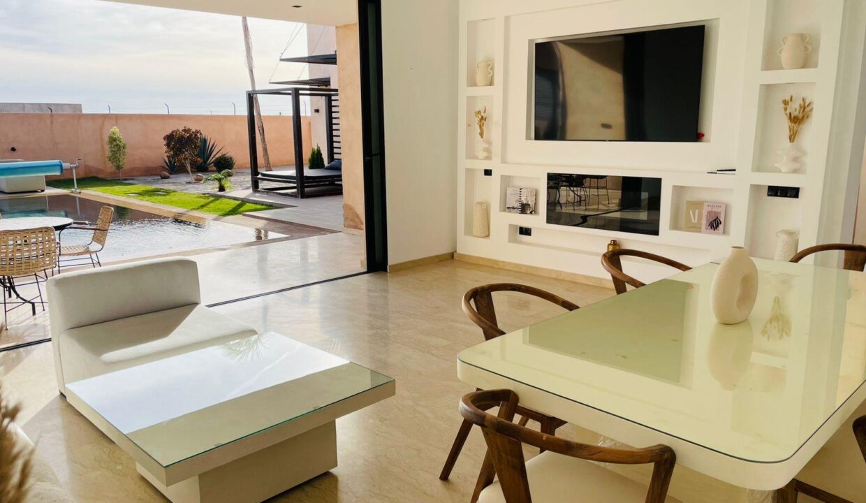 WhatsApp Image 2025-11-07 at 21.43.27 (1)