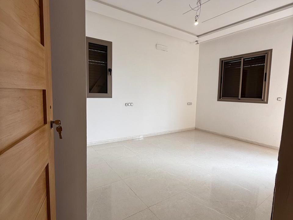 WhatsApp Image 2025-11-16 at 18.03.30